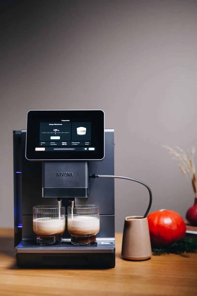 Автоматическая кофемашина Nivona CafeRomatica NIVO 9103 в титановом корпусе с контейнером для молока, дополнительный кадр